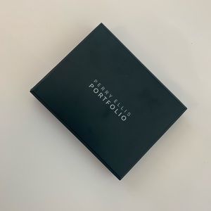 Contact bifold stitched pass case